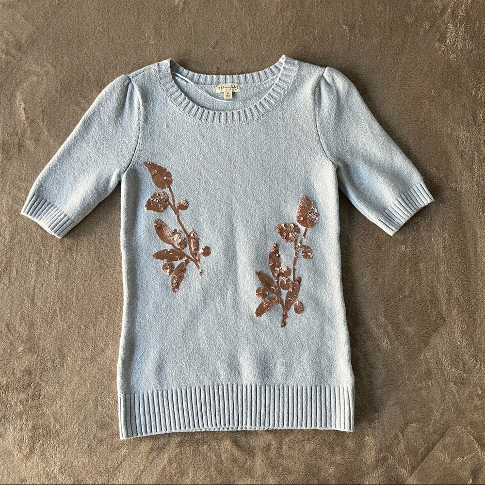 Vintage Style Short Sleeve Sweater With Rose Gold Matte Sequin Leaves (S)